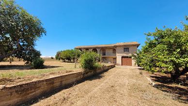 Villa rustica e terreno, Acate