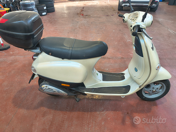 Vespa 150