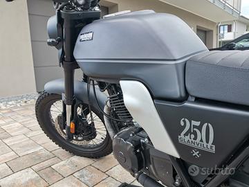 Brixton Glanville 250