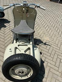 Vespa 125 faro basso 1951