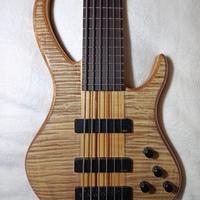 Basso 6 corde Harley Benton BZ-6000 II NT