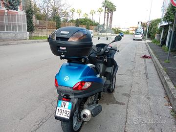 Piaggio MP3 400 hpe