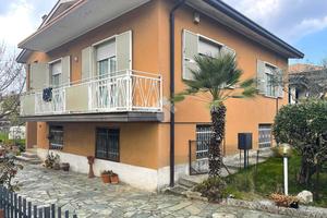 VILLA SINGOLA A FIGINO SERENZA