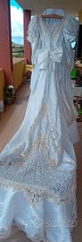 abito da sposa bianco e avorio 