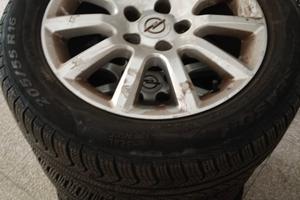 Pneumatici 4 stagioni + cerchioni Opel
