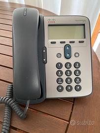 8 telefoni CISCO