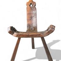 Sedia da parto antica in legno