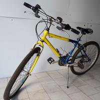Bicicletta  ruota 24 - da sistemare copertoni new
