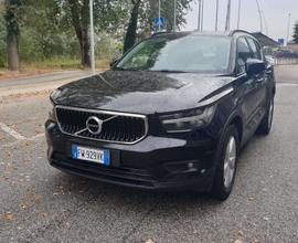 Volvo XC40 2.0 150 CV D3 Business geartronic