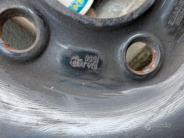 Set 4 cerchi Ford originali in acciaio da 16”