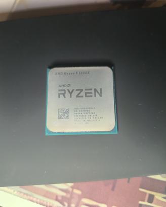 AMD Ryzen 5 5600X - Perfette condizioni 