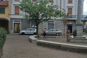 Ampia camera con bagno interno, clima, in centro