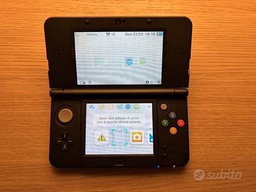 New Nintendo 3DS Nero + SD 32GB + Caricabatterie
