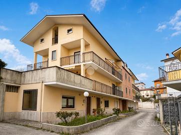 MONOLOCALE A L'AQUILA