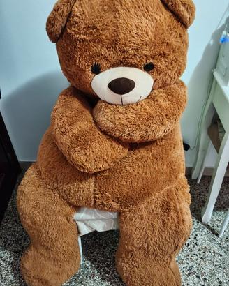 Orso gigante Toys.