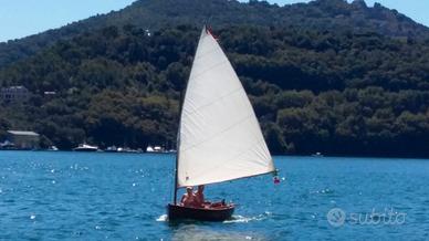 Dinghy 12 piedi