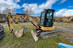 Escavatore Caterpillar 303.5 D CR