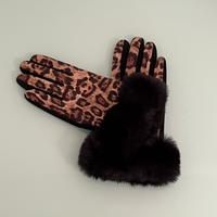 Guanti da donna leopardati.