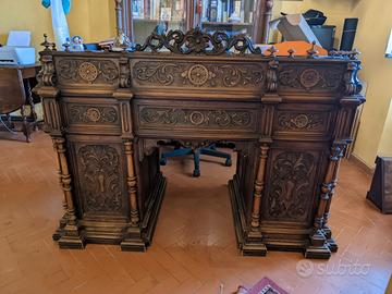 Arredo Studio Antico - Scrivania da centro e Libre