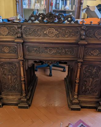 Arredo Studio Antico - Scrivania da centro e Libre