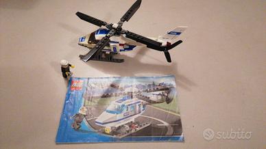 Lego Elicottero della Polizia 7741 del 2007.
