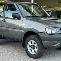 Ricambi nissan terrano 2.7td