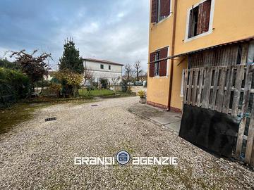 Porzione di Casa Centrale a Maserada sul Piave