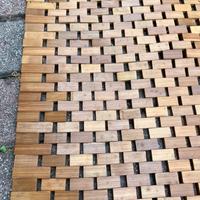 Tappeto in Legno a tasselli