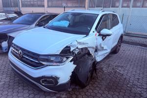 Volkswagen T-Cross 1.0 TSI INCIDENTATA