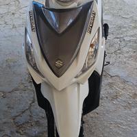 Scooter Suzuki address 110