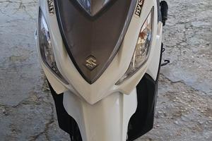 Scooter Suzuki address 110