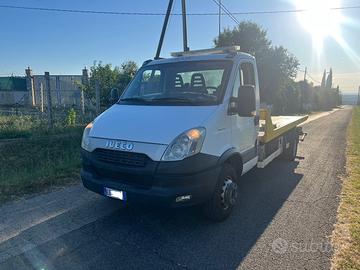 Daily 70c21 carro attrezzi isoli