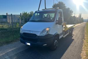 Daily 70c21 carro attrezzi isoli