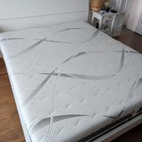 Letto matrimoniale con materasso memory