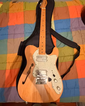 chitarra elettrica e cassa