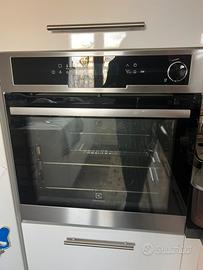 Forno Electrolux com Vapore