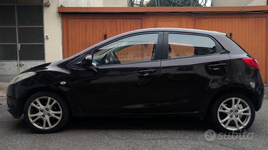 Mazda 2 1.3 2007 benzina