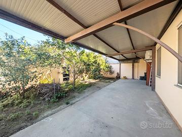 Ampio quadrivano con doppio servizio