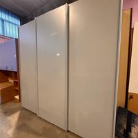 Armadio moderno 3 ante scorrevoli grigio