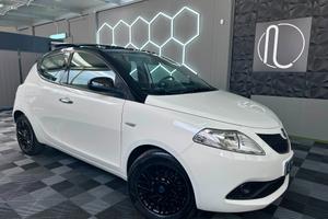 Lancia Ypsilon 1.2 69 CV 5 porte Platinum