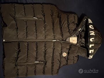 smanicato moncler