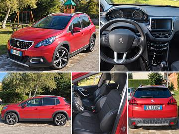 Peugeot 2008 1.6 BlueHDi 100 CV, full optional
