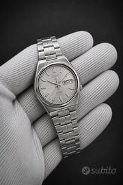 Vintage Seiko 5 Sport Day Date 7009 | Silver Dial