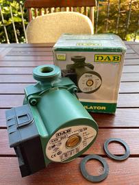DAB pompa di circolazione acqua VA 35/130