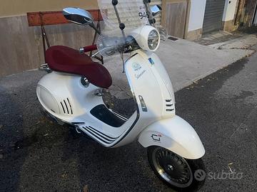 VESPA 946