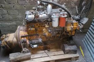 motore 6 cilindri scavatore