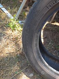 4 gomme, 4 stagioni 