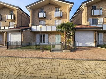 2 LOCALI A RONDISSONE