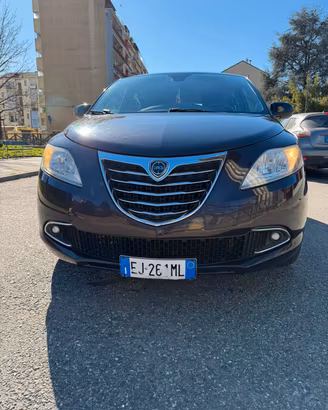 Lancia Ypsilon 1.3 MJT 16V 95 CV 5 porte S&S Plati