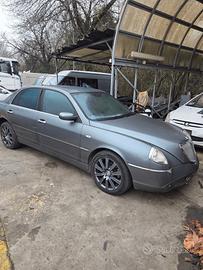 LANCIA THESIS DEL 2003 PER RICAMBI